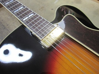guitar408.jpg