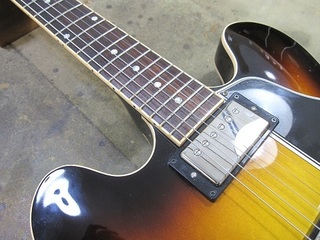 guitar483.jpg