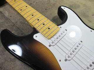 guitar504.jpg